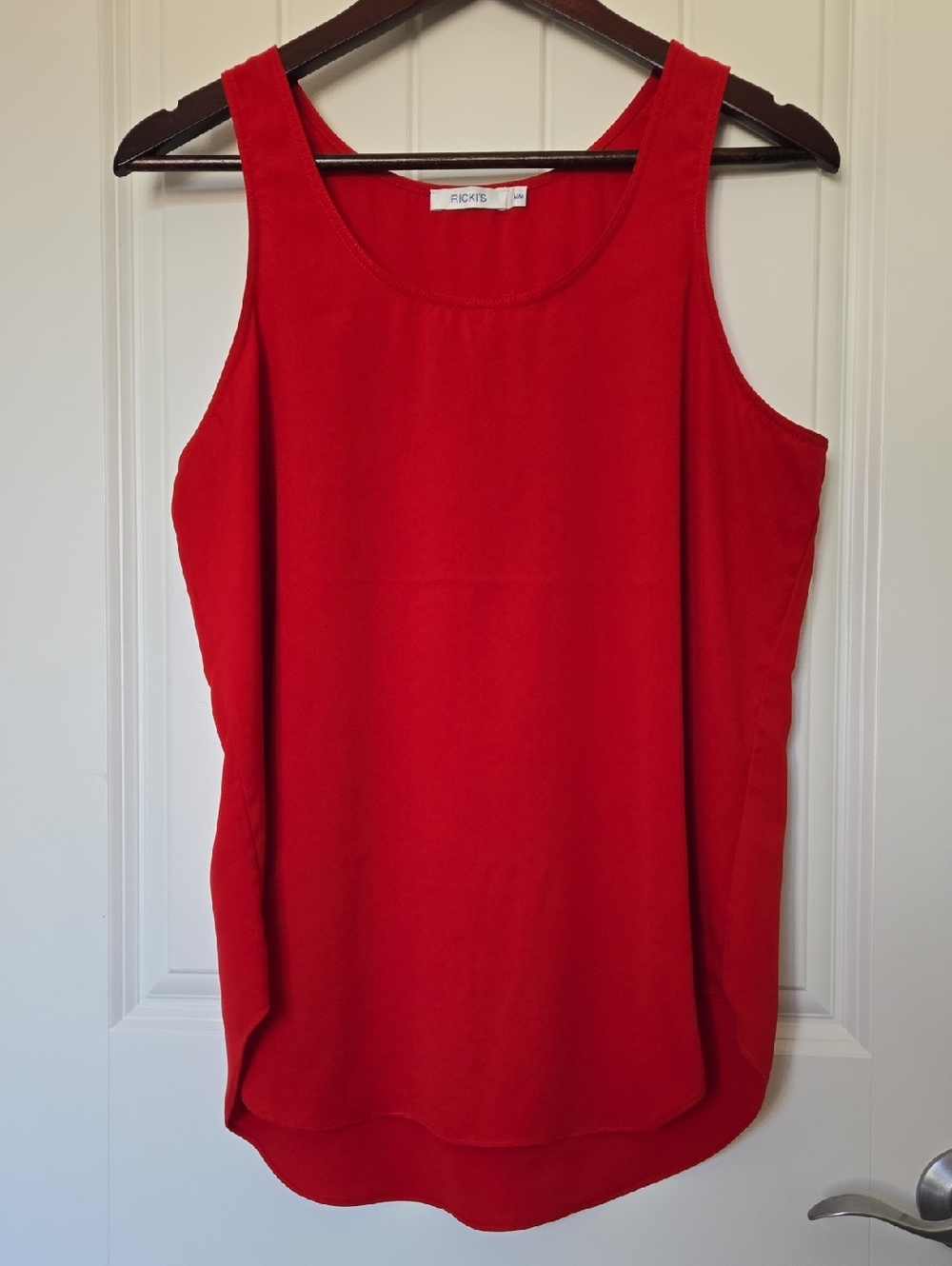 Ricki's Red Sleeveless Scoop Neck Tank (sz M)